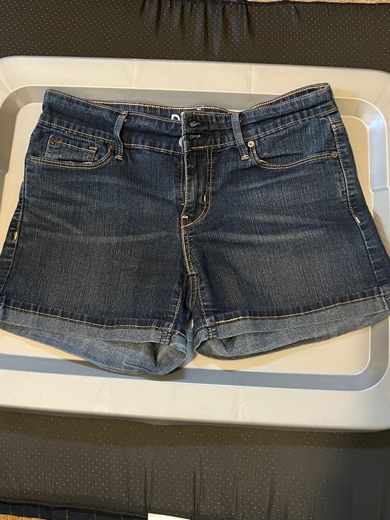 Denizen from Levi's Pants - Denizen from Levi's Dark Blue Rolled-Hem Jean Shorts